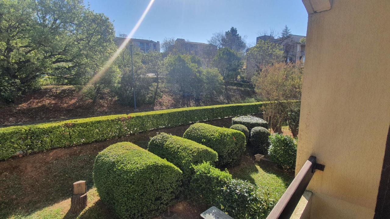 Le Studio Des Garrigues - Climatise Gréoux-les-Bains Dış mekan fotoğraf
