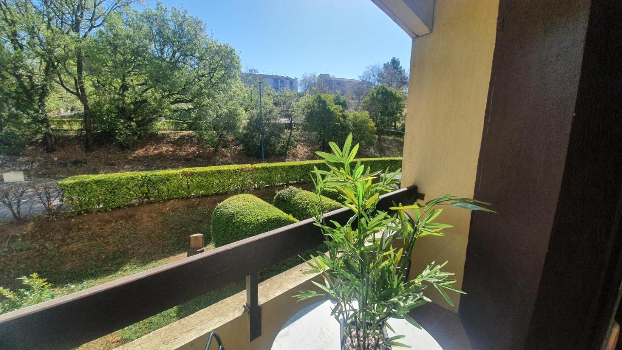 Le Studio Des Garrigues - Climatise Gréoux-les-Bains Dış mekan fotoğraf