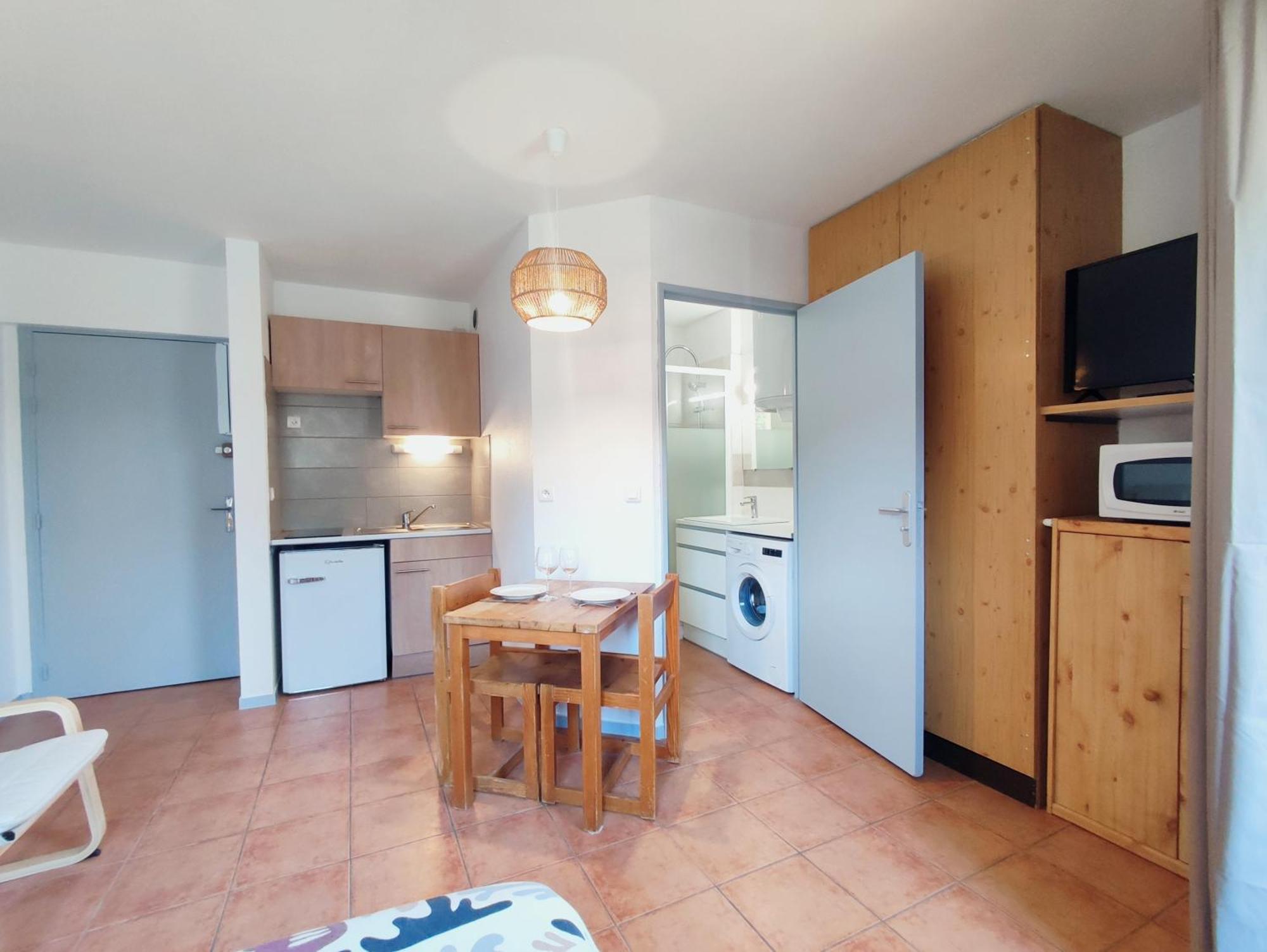 Le Studio Des Garrigues - Climatise Gréoux-les-Bains Dış mekan fotoğraf