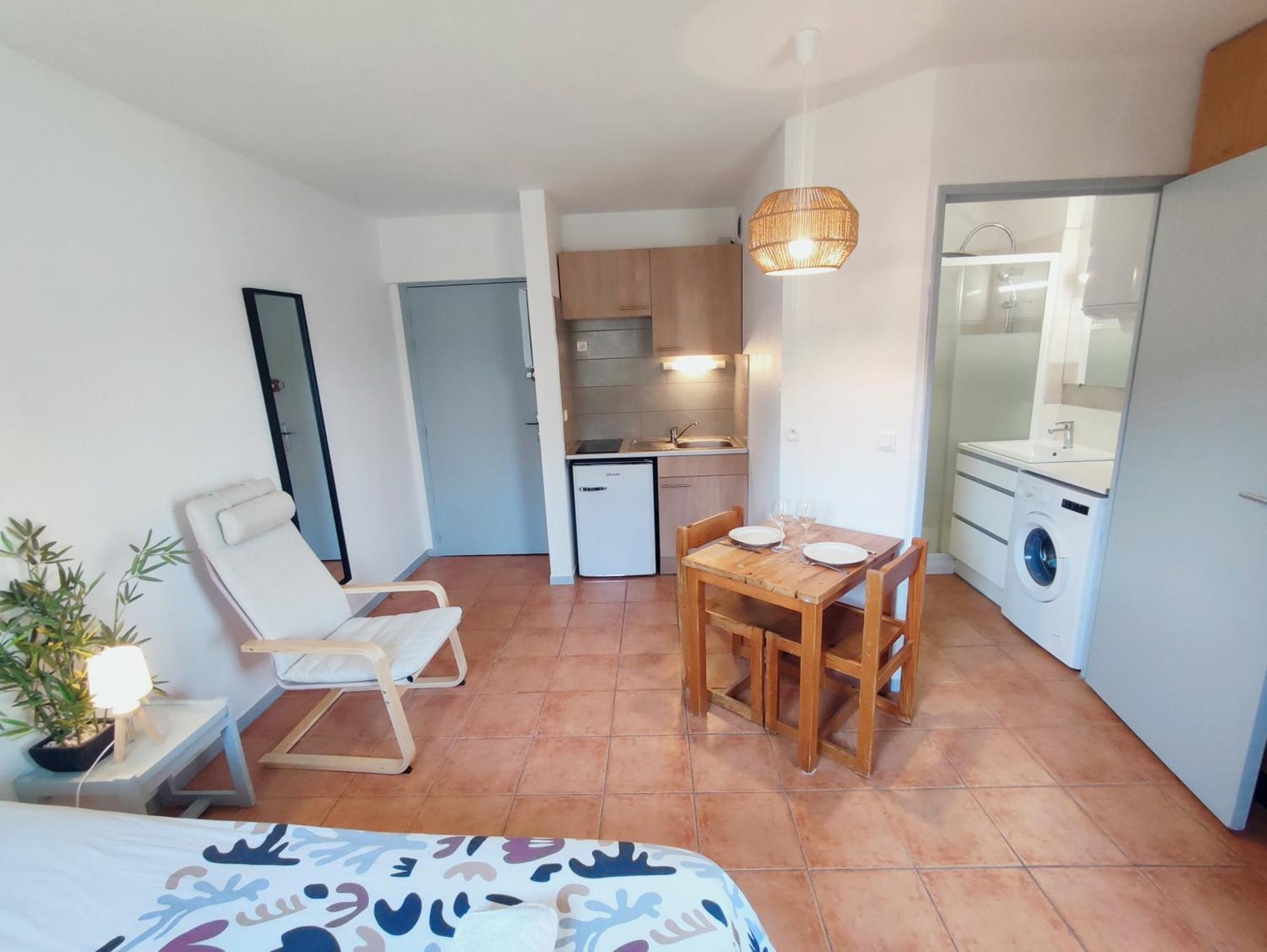 Le Studio Des Garrigues - Climatise Gréoux-les-Bains Dış mekan fotoğraf